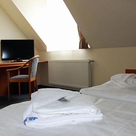 Hotel Saechsisches Haus Berggiesshübel Dış mekan fotoğraf