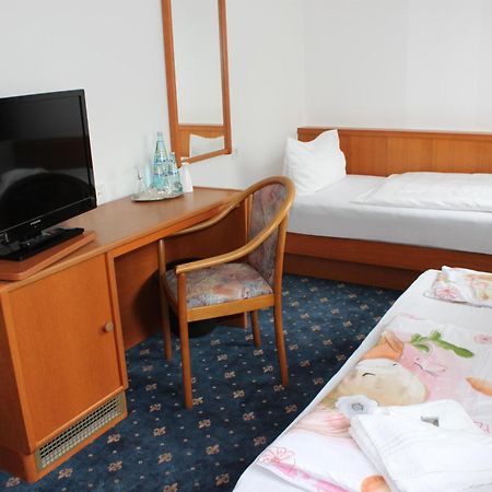 Hotel Saechsisches Haus Berggiesshübel Dış mekan fotoğraf