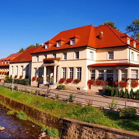 Hotel Saechsisches Haus Berggiesshübel Dış mekan fotoğraf