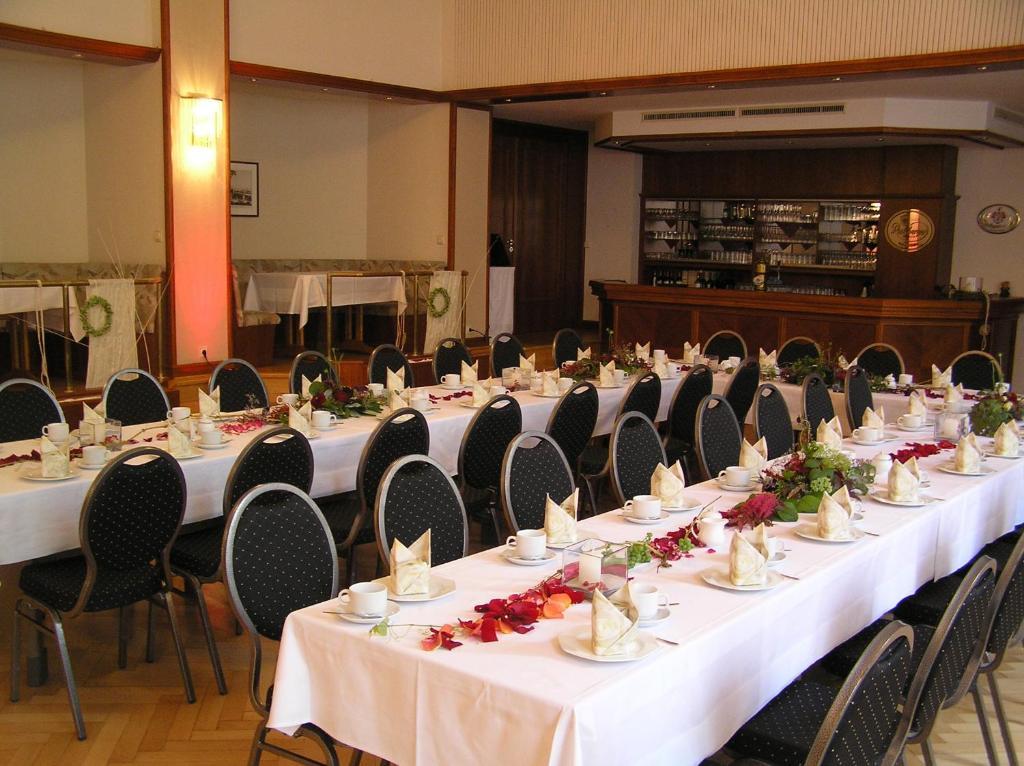 Hotel Saechsisches Haus Berggiesshübel Dış mekan fotoğraf