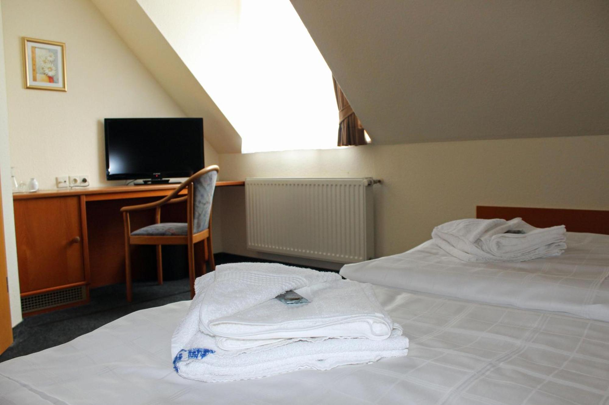 Hotel Saechsisches Haus Berggiesshübel Dış mekan fotoğraf