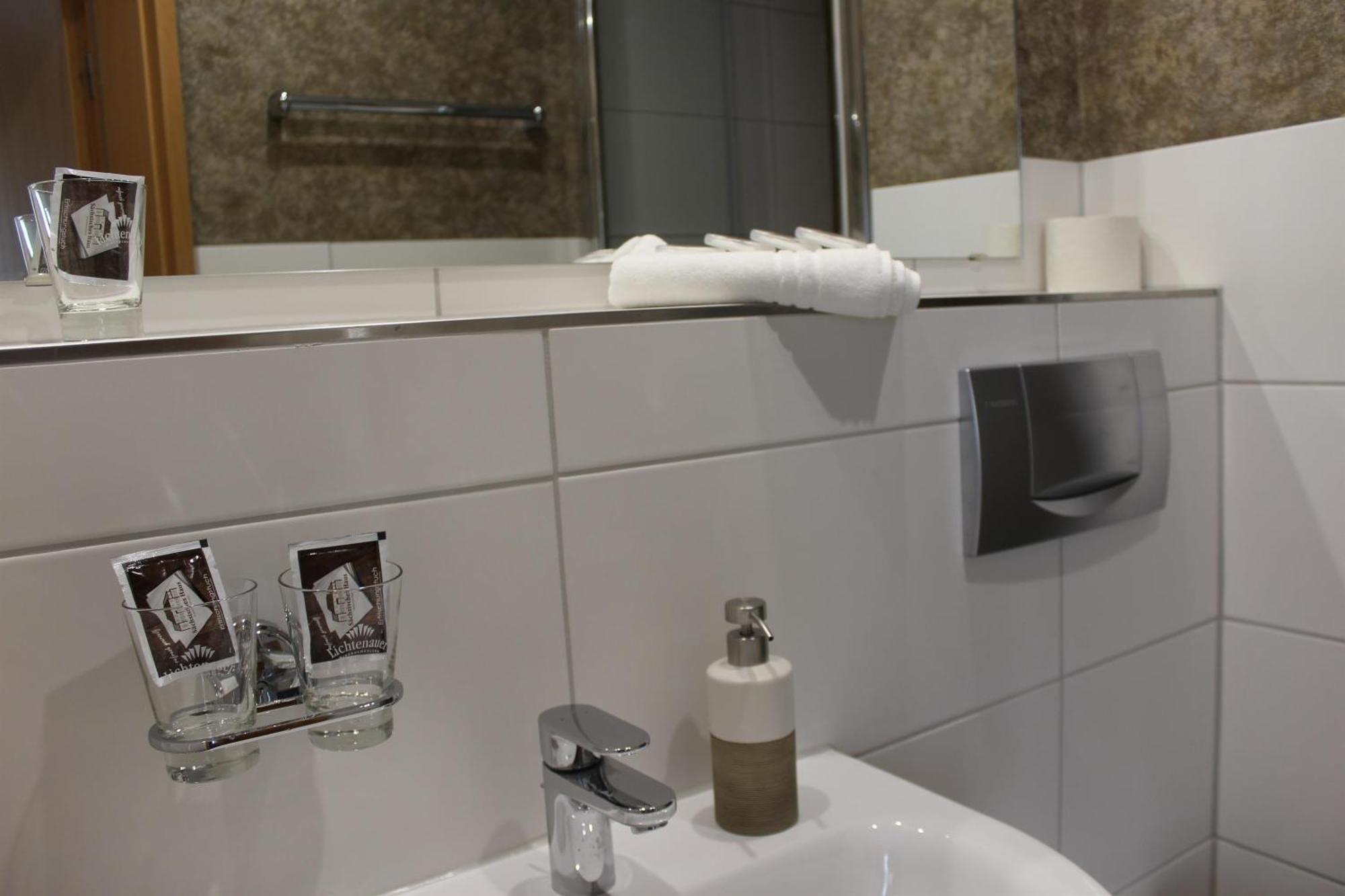 Hotel Saechsisches Haus Berggiesshübel Dış mekan fotoğraf