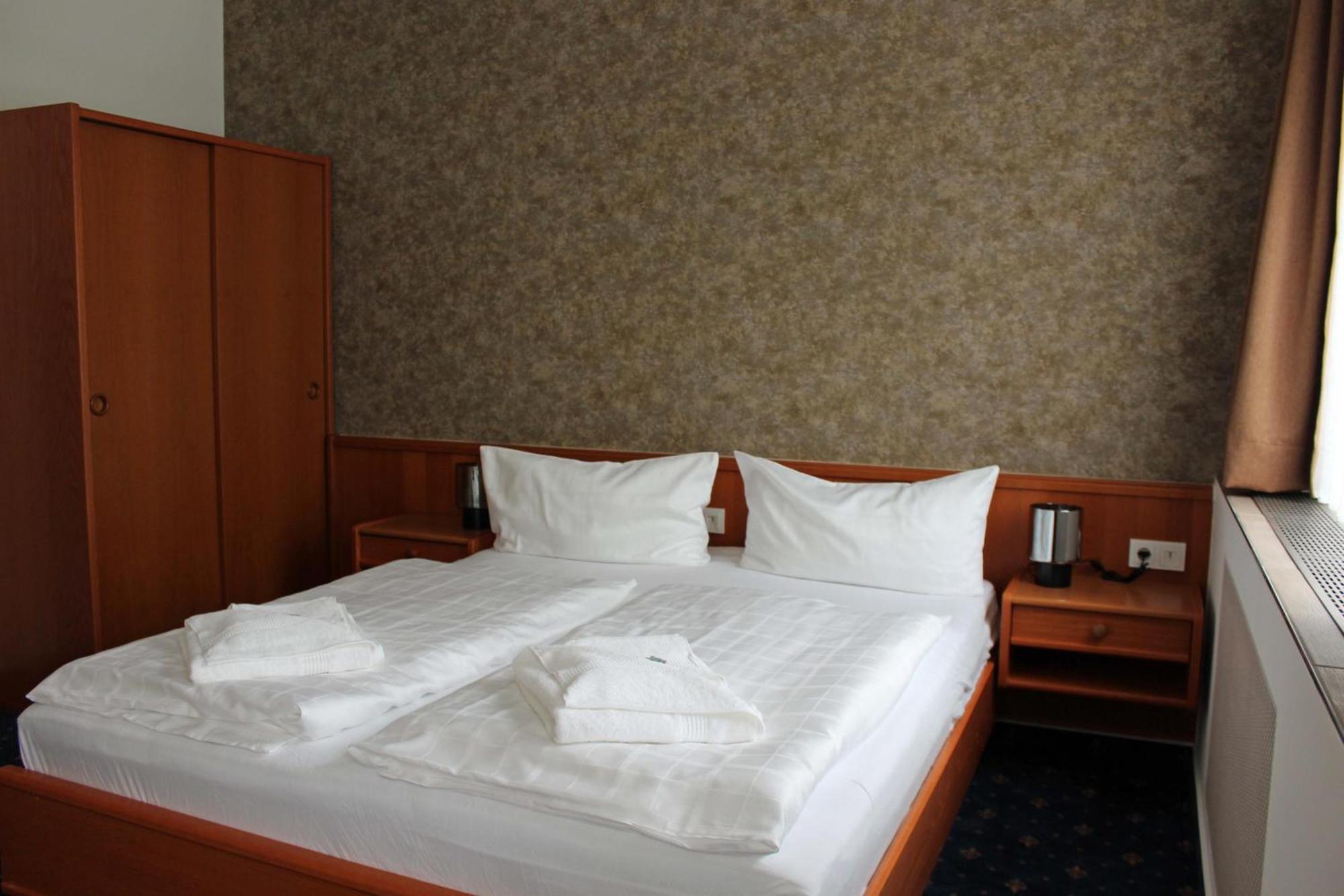 Hotel Saechsisches Haus Berggiesshübel Dış mekan fotoğraf
